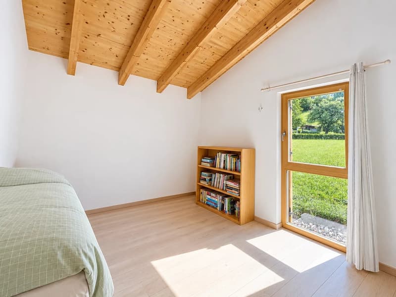 Opportunité à saisir en plein coeur du village ! (9)
