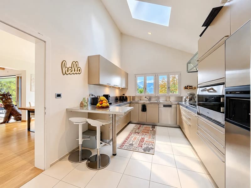 Chalet avec une vue imprenable et potentiel exceptionnel (3)