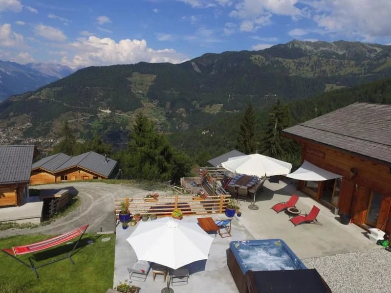 Haven of peace with breathtaking view (8)