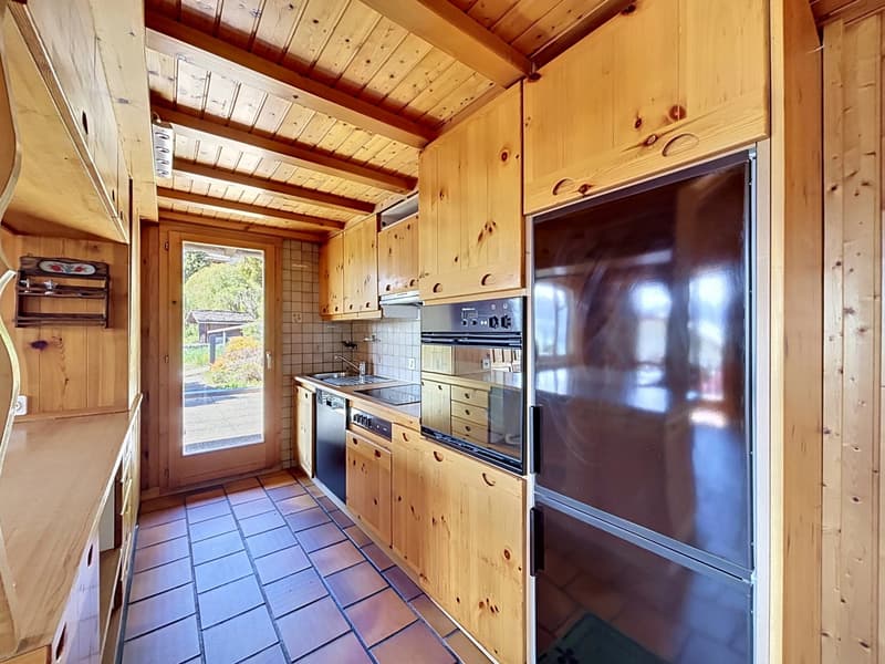 Chalet mit großem Renovierungspotenzial (5)