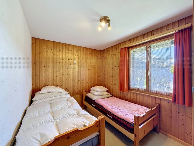 Chalet mit großem Renovierungspotenzial (6)