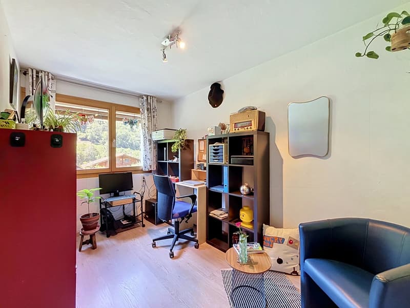 Magnifique villa-chalet familiale avec jardin et terrasse ensoleillée (5)