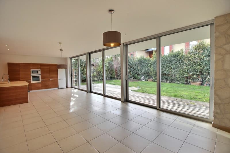 Spacious 4.5-room apartment in La Tour-de-Peilz – available from September 2026 (3)