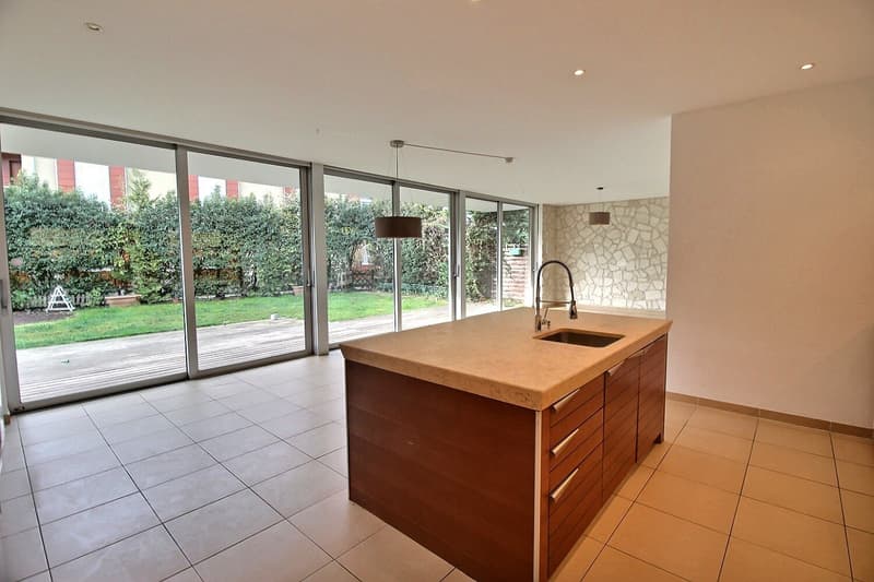 Spacious 4.5-room apartment in La Tour-de-Peilz – available from September 2026 (5)