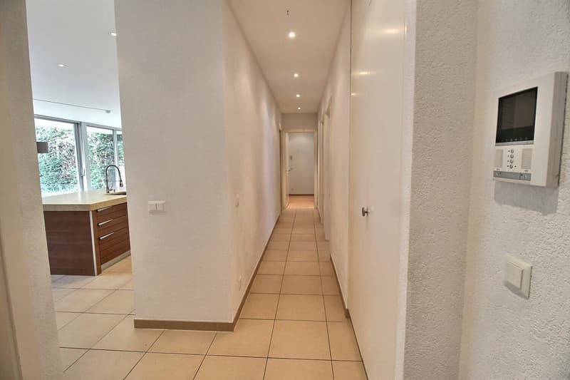 Spacious 4.5-room apartment in La Tour-de-Peilz – available from September 2026 (8)