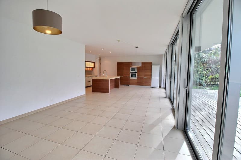 Spacious 4.5-room apartment in La Tour-de-Peilz – available from September 2026 (4)