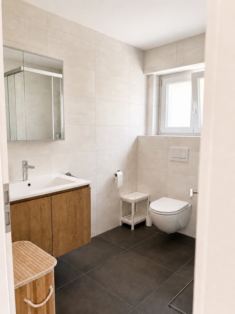 Appartement 4.5 pièces avec vue panoramique, terrasse & jardin (11)