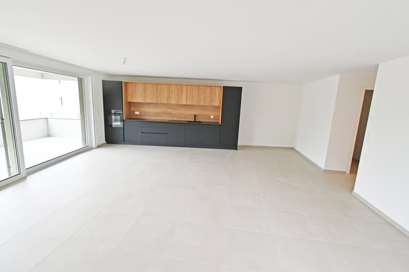 Appartement neuf de 3.5 pièces avec balcon et garage à Neuchâtel (1)