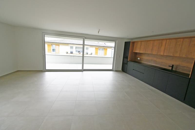 Appartement neuf de 3.5 pièces avec balcon et garage à Neuchâtel (2)