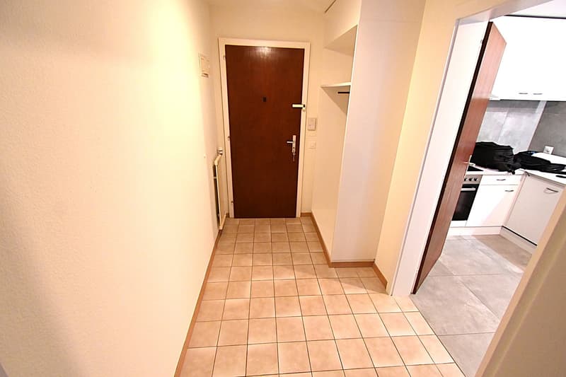 Appartement 2.5 pièces lumineux avec terrasse à Neuchâtel (4)