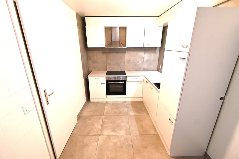 Appartement 2.5 pièces lumineux avec terrasse à Neuchâtel (8)