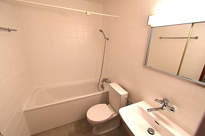 Appartement 2.5 pièces lumineux avec terrasse à Neuchâtel (7)
