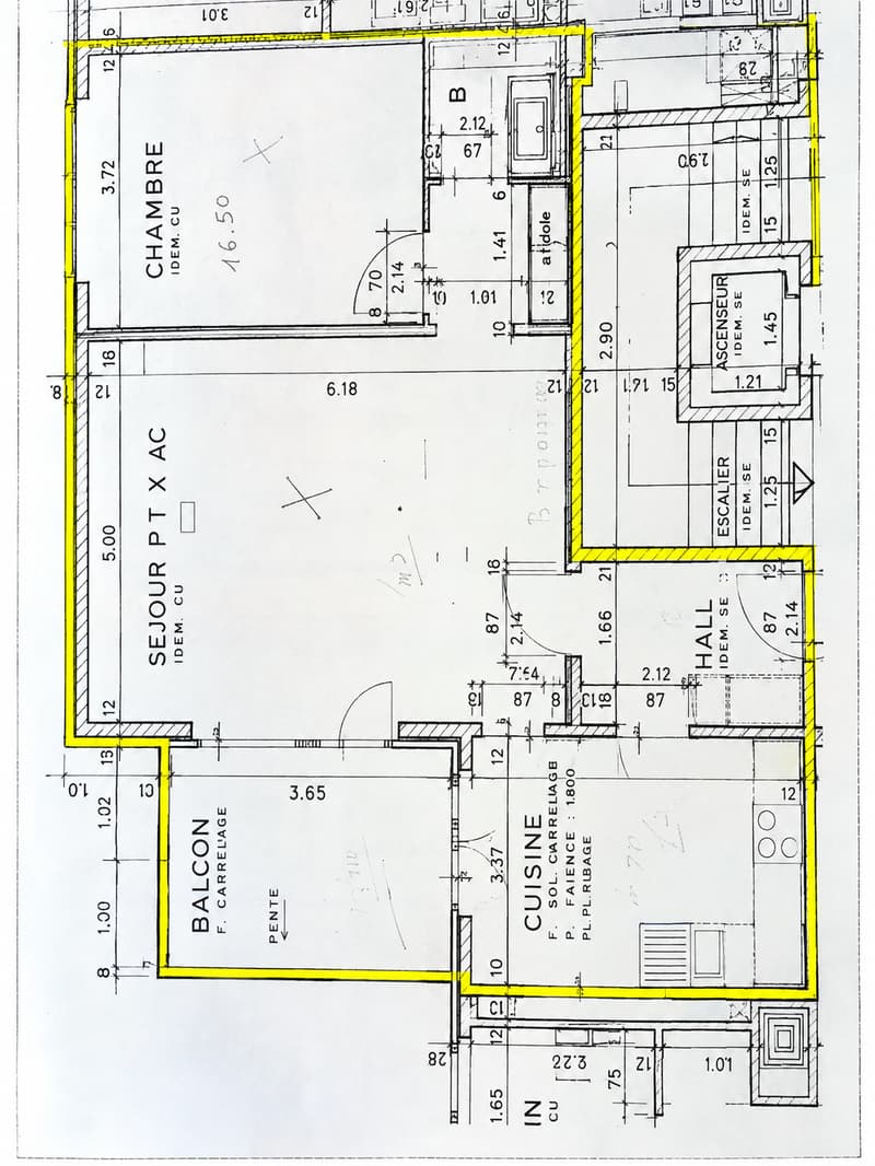 Appartement 2.5 pièces lumineux avec terrasse à Neuchâtel (12)