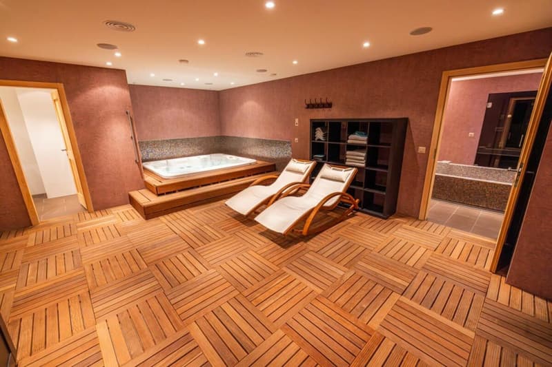 Chalet 6 rooms in Villars (24)