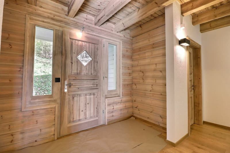 Renovated chalet with pretty garden and view (10)