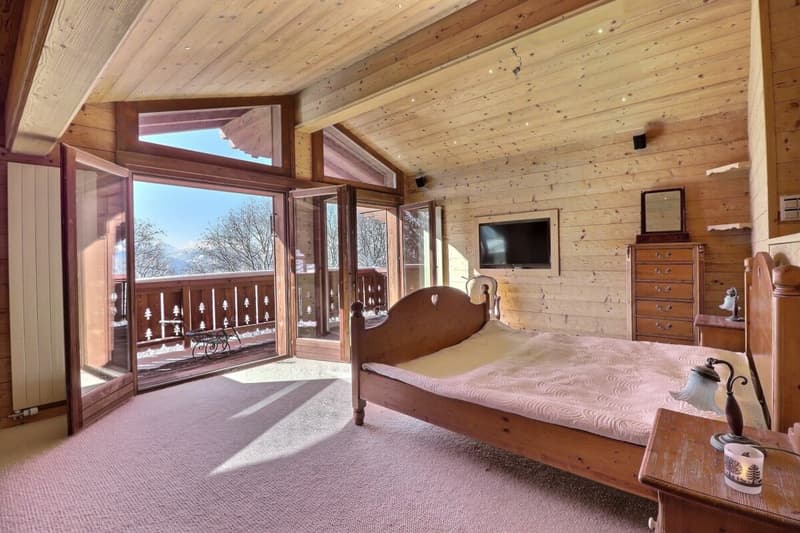 Chalet in Villars center (9)