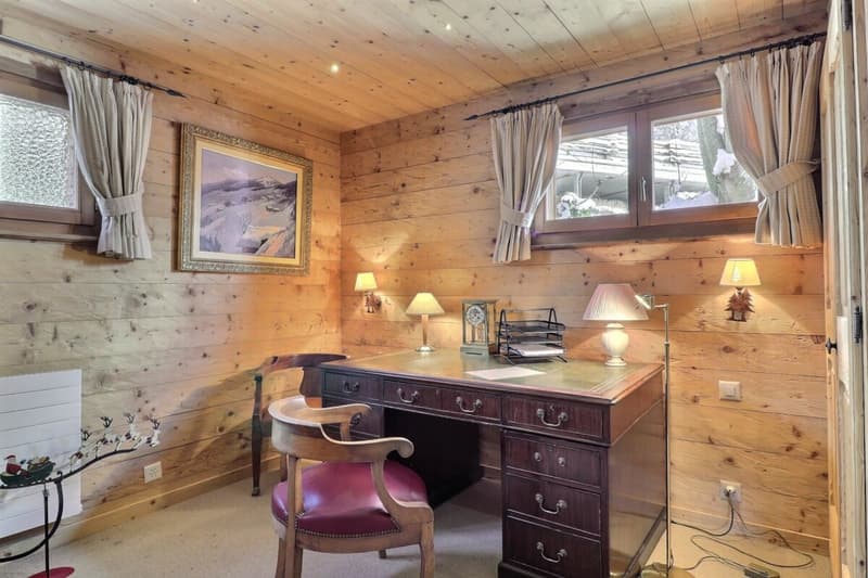 Chalet in Villars center (16)