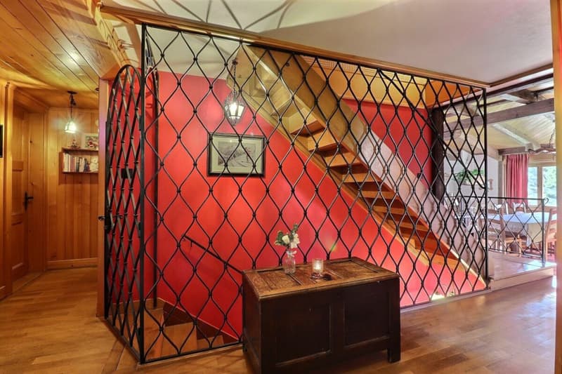9-room chalet, close to the centre (11)