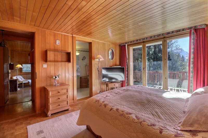 9-room chalet, close to the centre (20)
