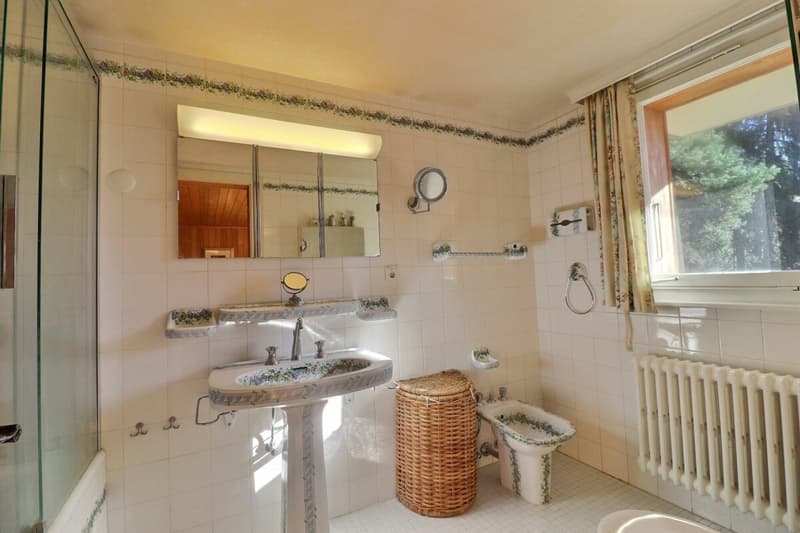 9-room chalet, close to the centre (21)