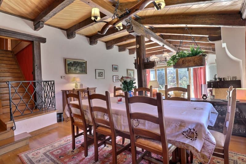 9-room chalet, close to the centre (9)