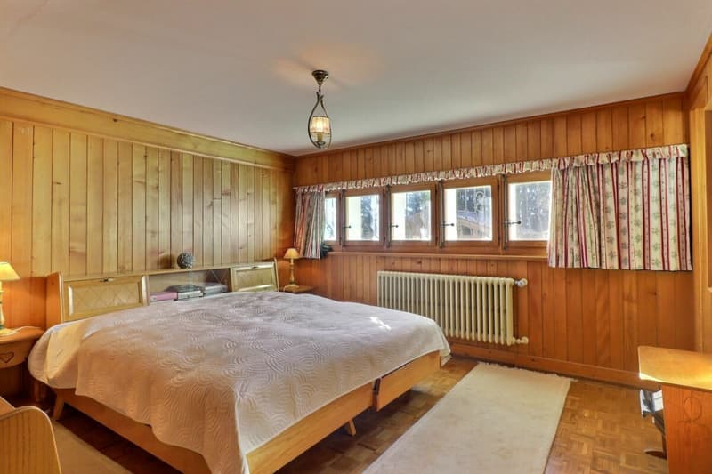 9-room chalet, close to the centre (32)