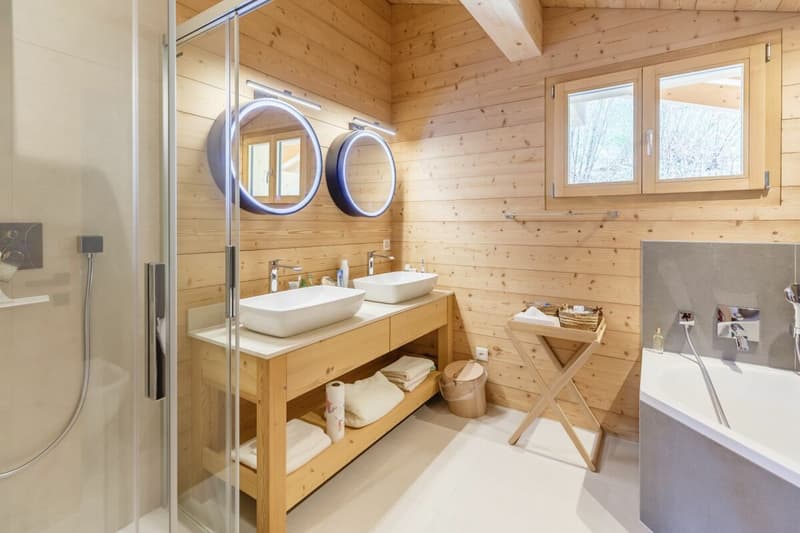 Chalet mit 8 Zimmern und atemberaubendem Blick (14)