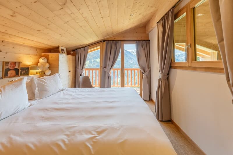 Chalet mit 8 Zimmern und atemberaubendem Blick (13)