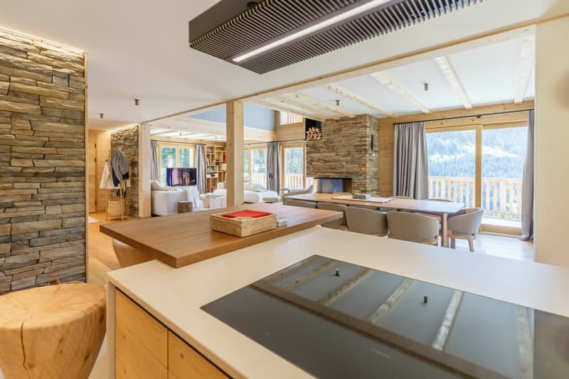 Chalet mit 8 Zimmern und atemberaubendem Blick (9)