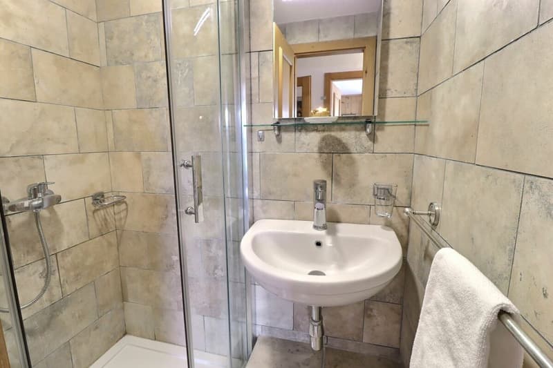 3 bedroom apartment with terrace (17)