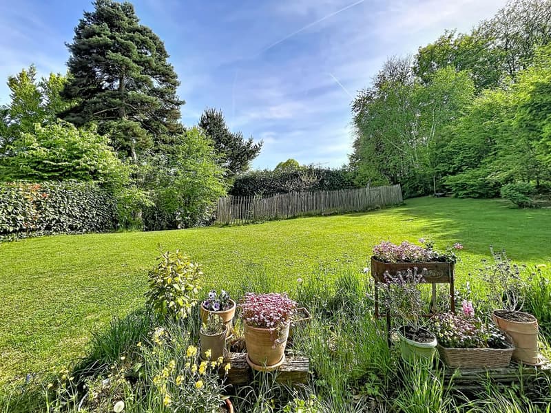 Individual Villa, Idyllic Setting, Elegant (5)