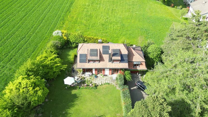 Individual Villa, Idyllic Setting, Elegant (2)