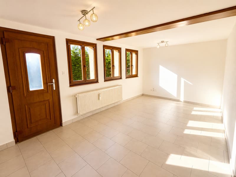 Charmanter Duplex-Wohnung mit 4.5 Zimmern im Erdgeschoss (1)