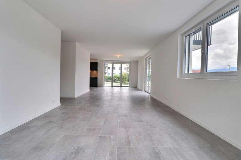 Geräumige 4.5 Zimmer zu vermieten! (4)