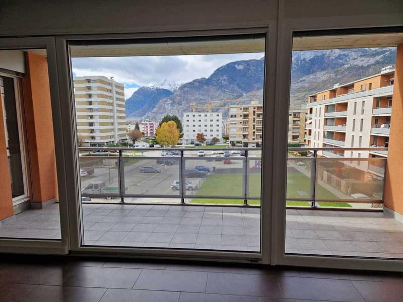 Bell'appartamento di 4.5 locali con balcone - Conthey (4)