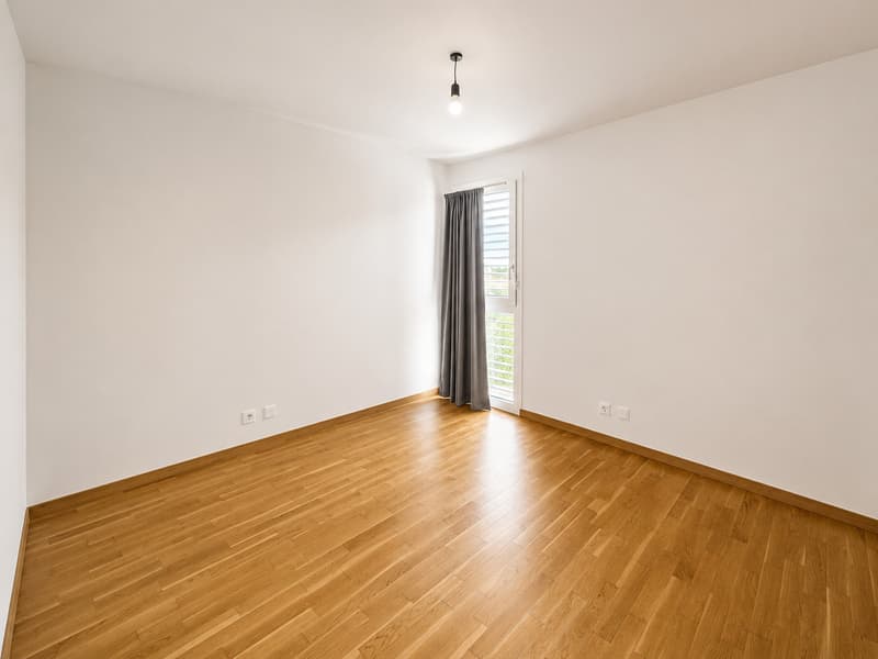 Bellissimo 4.5 locali luminoso in attico con balcone - Conthey (6)