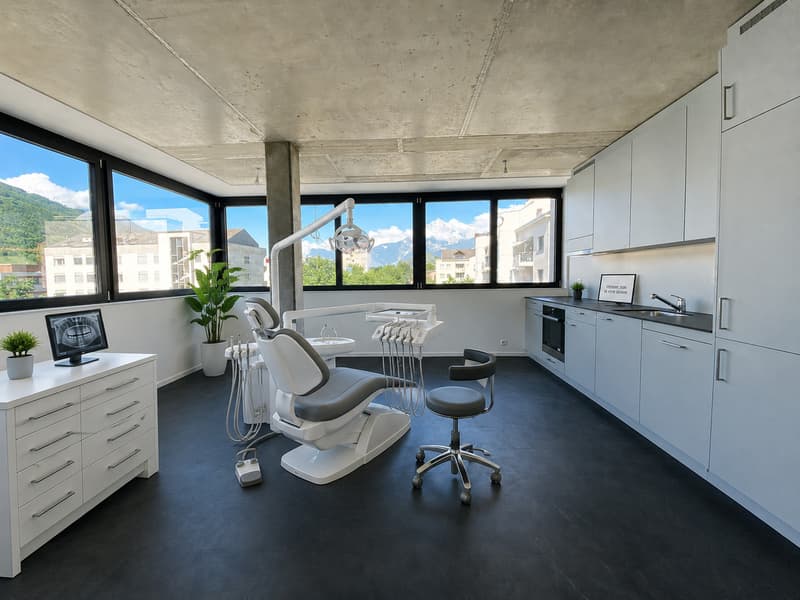 Uffici / studio moderno di 3.5 locali al 3° piano (9)