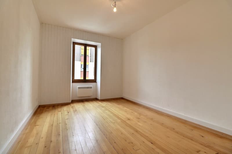 Schönes 3-Zimmer-Apartment im Zentrum von Lucens (4)