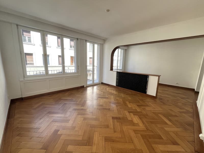 Lokal im Zentrum von Payerne (2)