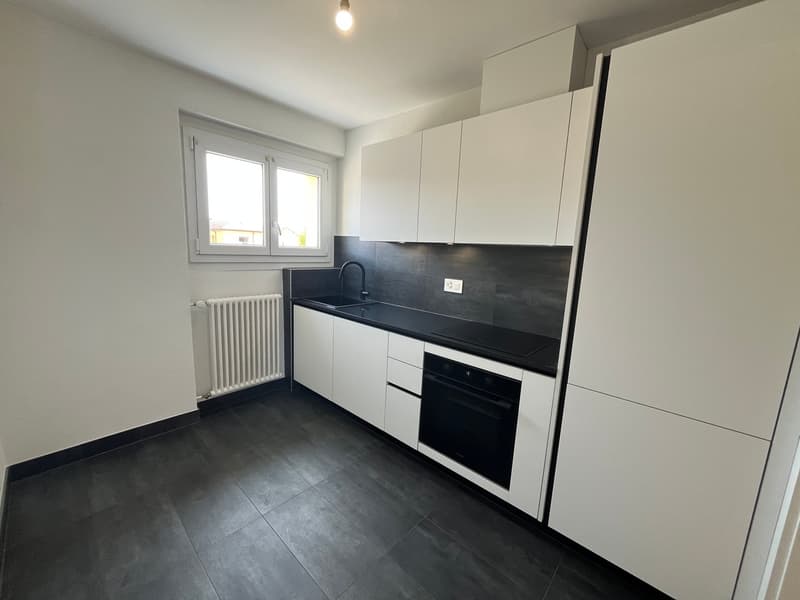 Schönes 3.5-Zimmer-Apartment mit Balkon in Payerne (5)