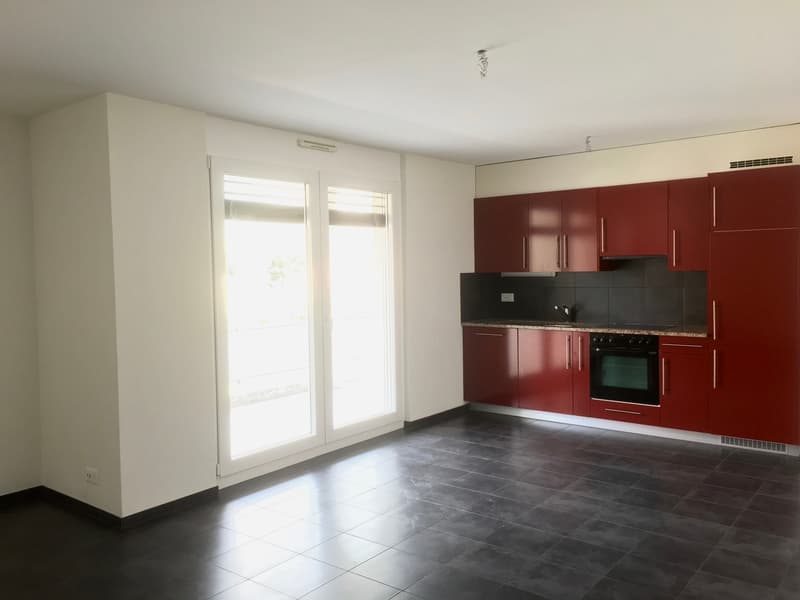 Spacieux appartement de 3.5 pièces au 2ème étage (2)