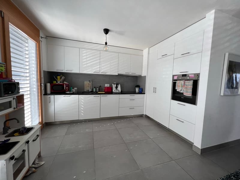 Superbe appartement de 4.5 pièces au 3ème étage (2)