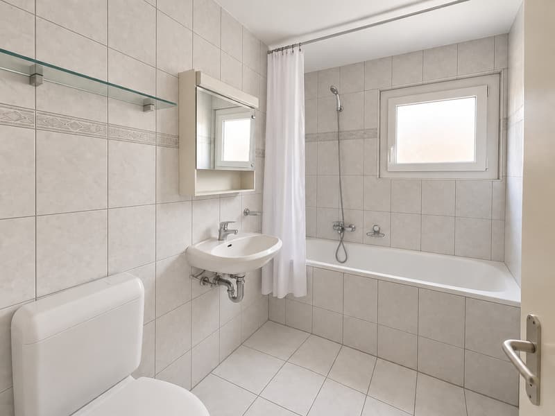 Spacieux appartement de 4.5 pièces avec balcon (6)