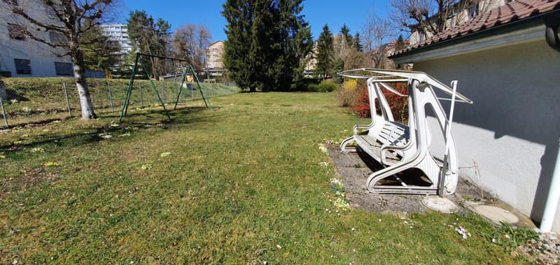 RARE : maison individuelle au quartier du Jura avec terrain à bâtir (3)