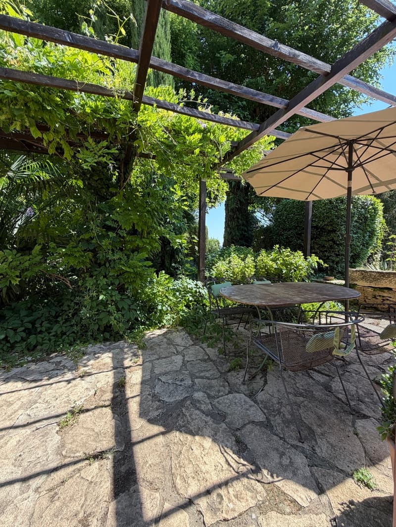 Gîte de 60 m2 dans bastide provençale avec terrasse privative (8)