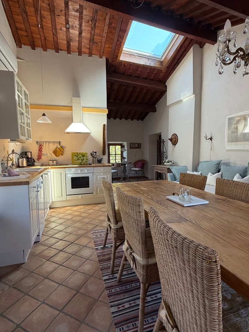 Gîte de 85 m2 dans bastide provençale (13)