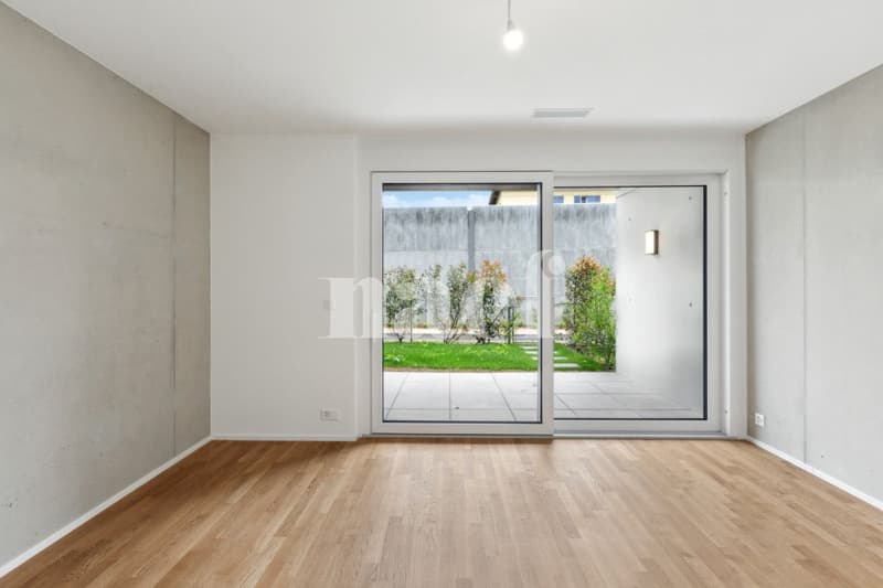 What if your next apartment had everything a true townhouse has? (7)