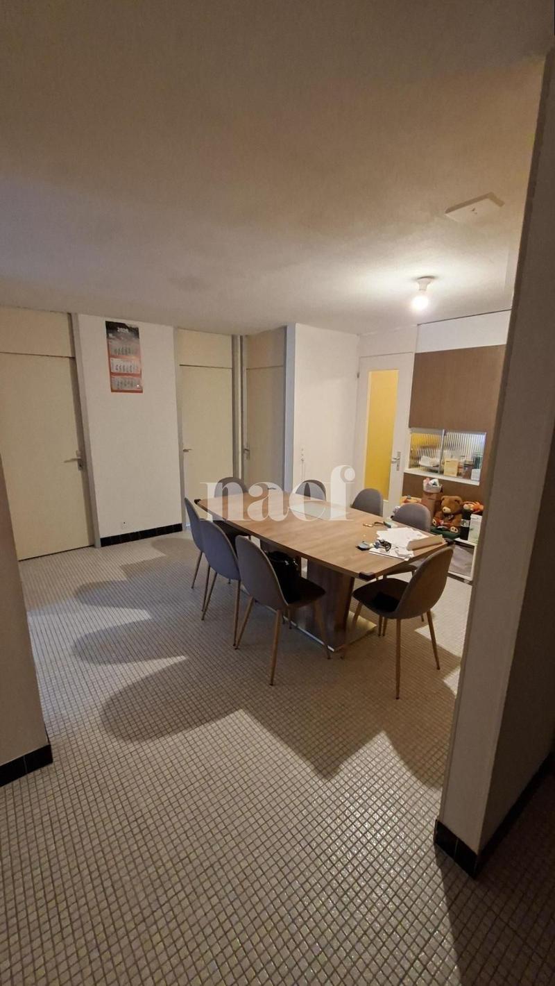 Apartment located in a quiet and green area, close to all amenities. (3)