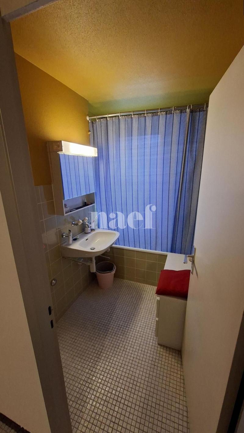 Apartment located in a quiet and green area, close to all amenities. (5)