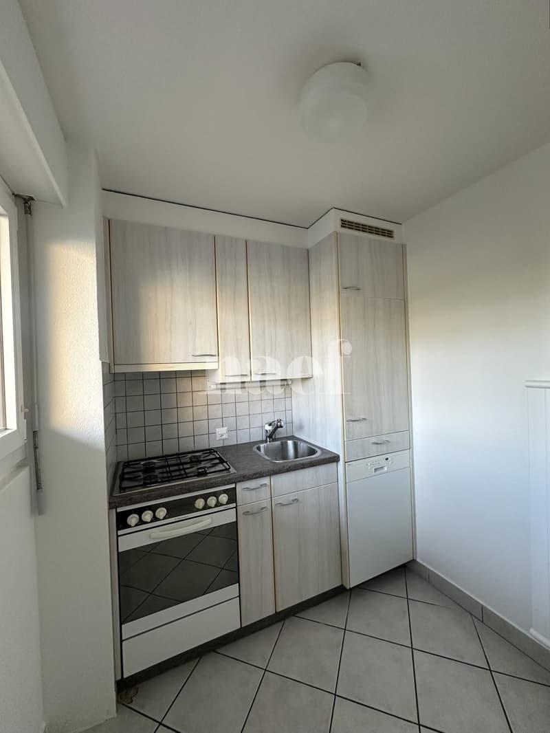 Two-room apartment on the ground floor (2)